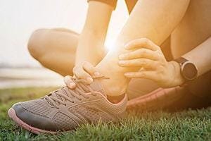 Terugkerende enkelverstuikingen: niet zo uitzichtloos als het lijkt